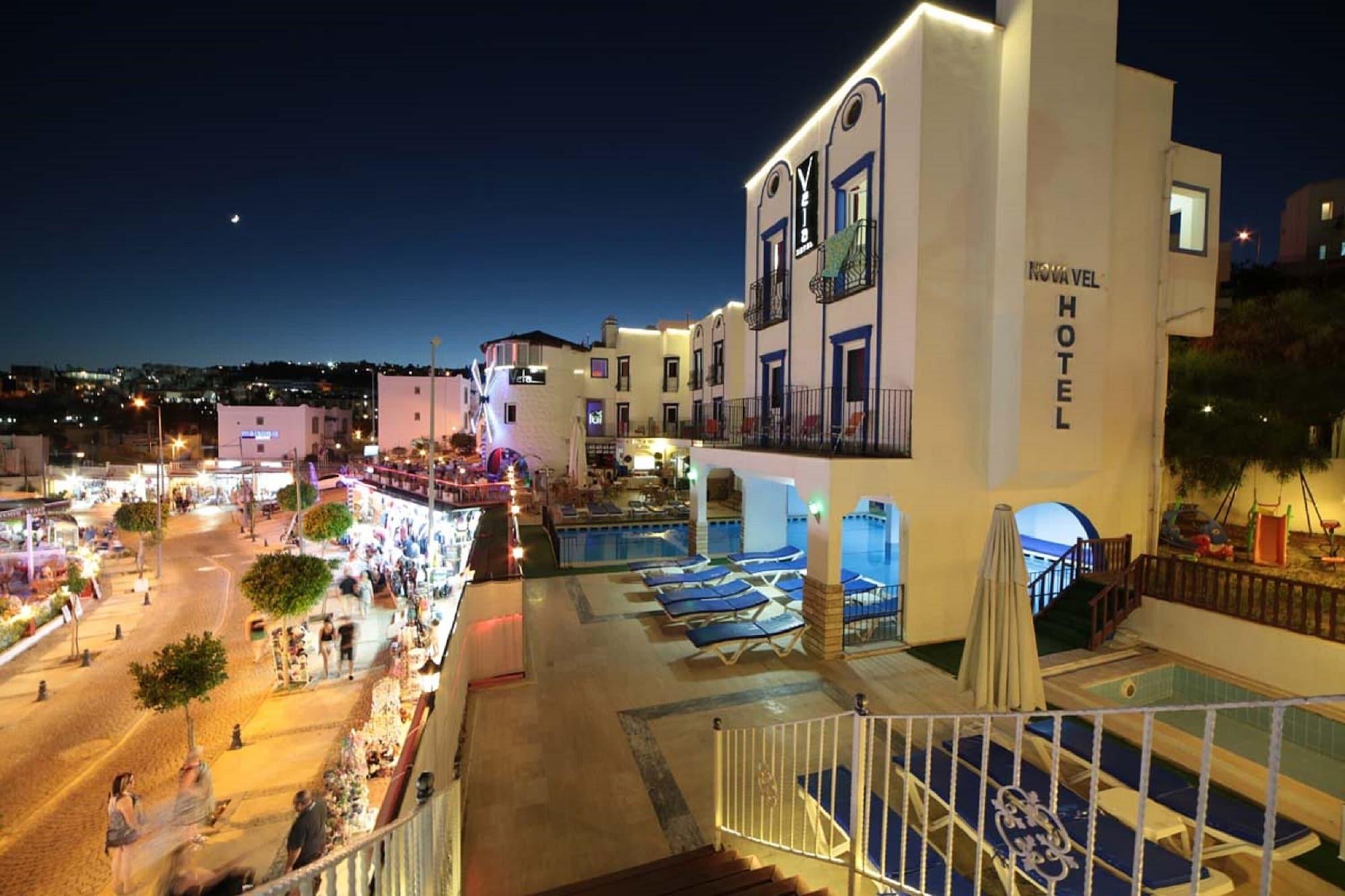 Sky Vela Hotel & Suites Gumbet Exterior photo