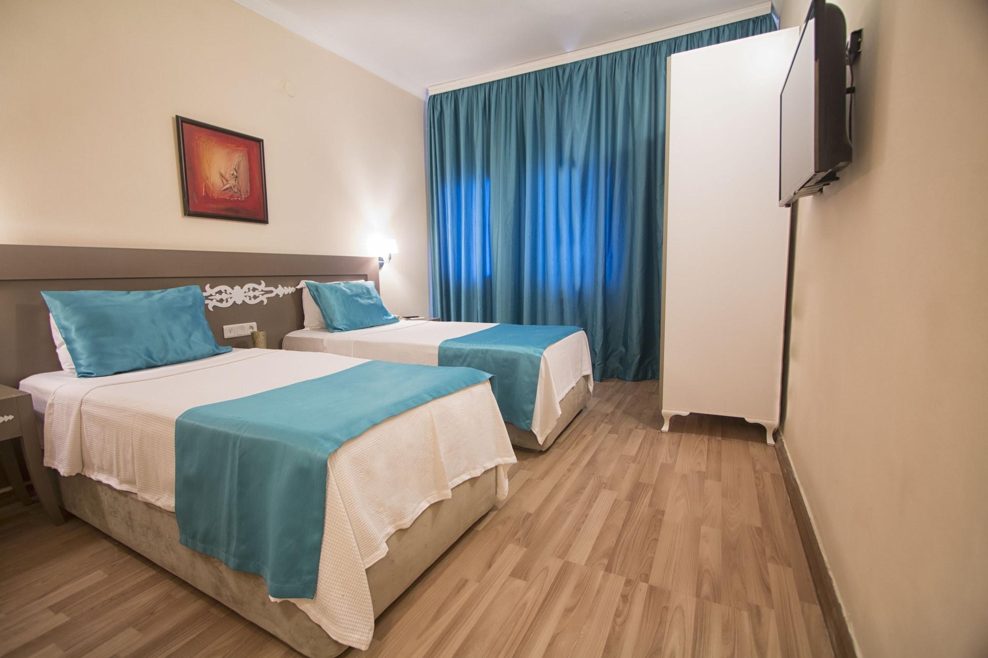 Sky Vela Hotel & Suites Gumbet Exterior photo