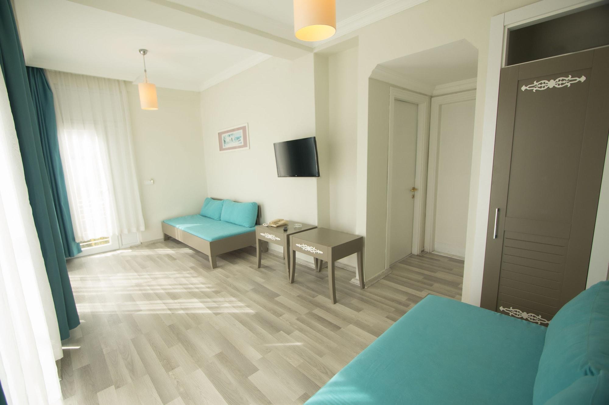 Sky Vela Hotel & Suites Gumbet Exterior photo