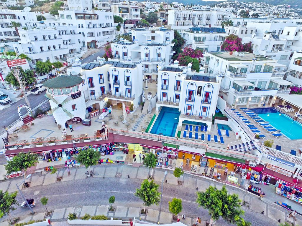 Sky Vela Hotel & Suites Gumbet Exterior photo