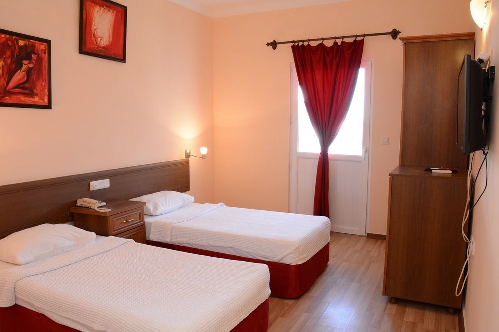 Sky Vela Hotel & Suites Gumbet Exterior photo
